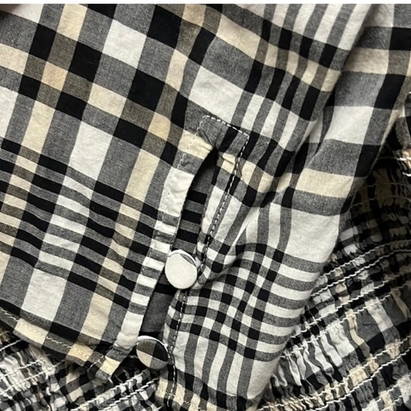 Ann Taylor Plaid Smocked Blouse XXS Long Sleeve Black White Ruffle Hem - Picture 7 of 7